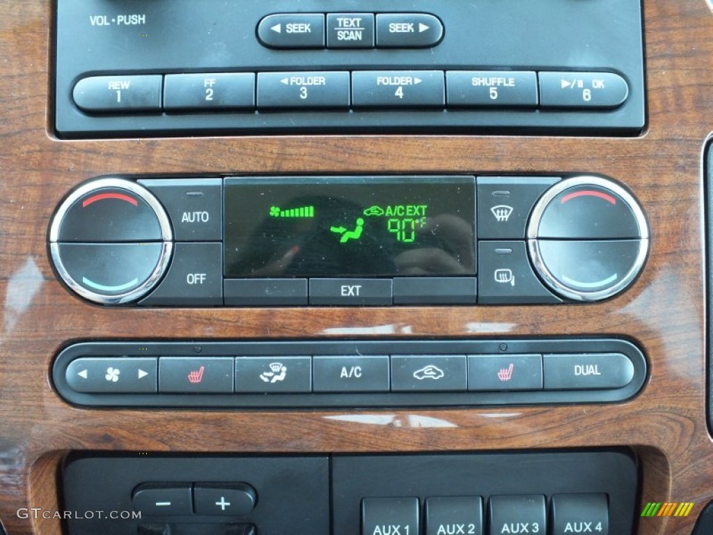 2010 Ford F250 Super Duty Cabela's Edition Crew Cab 4x4 Controls Photo #66156254