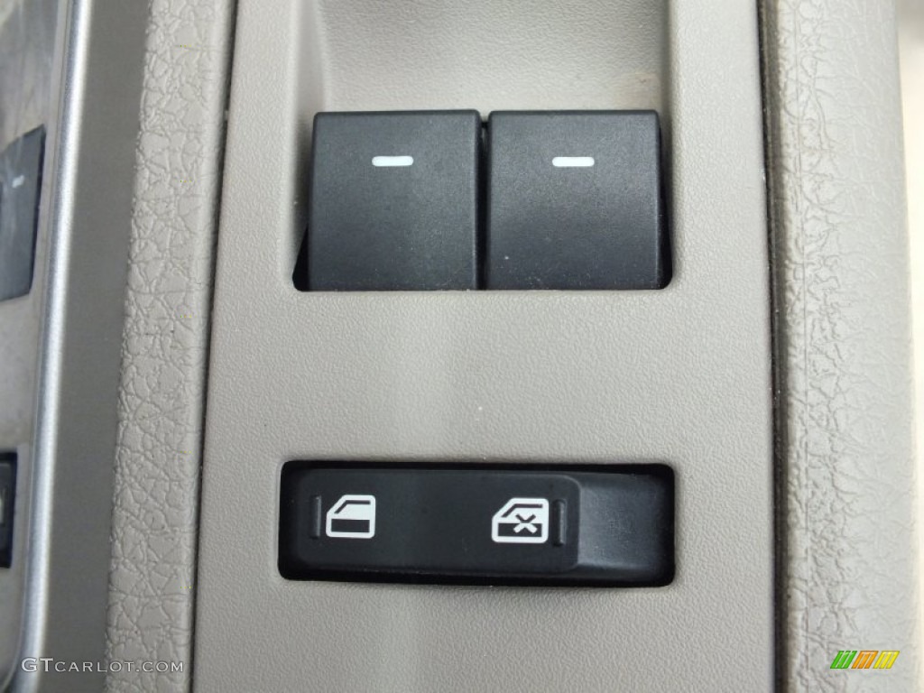 2010 F150 XLT SuperCrew - Ingot Silver Metallic / Medium Stone photo #16