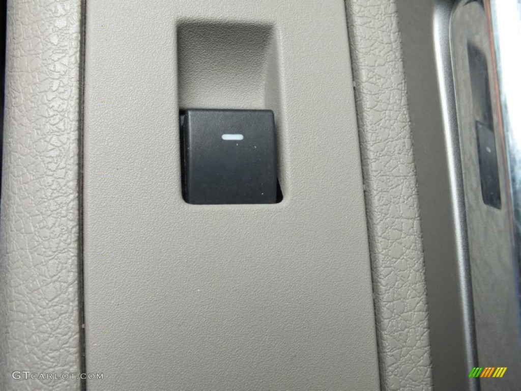 2010 F150 XLT SuperCrew - Ingot Silver Metallic / Medium Stone photo #19