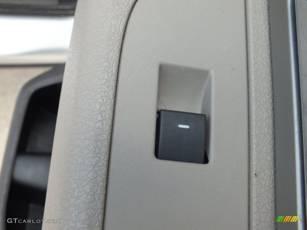 2010 F150 XLT SuperCrew - Ingot Silver Metallic / Medium Stone photo #22