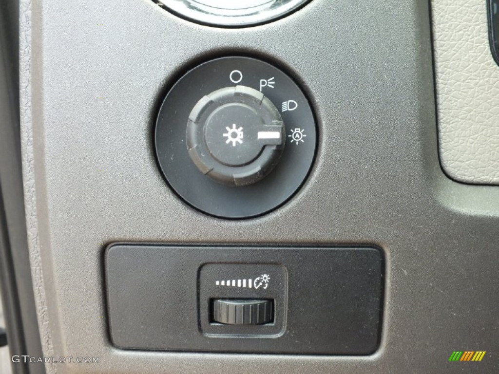 2010 F150 XLT SuperCrew - Ingot Silver Metallic / Medium Stone photo #29