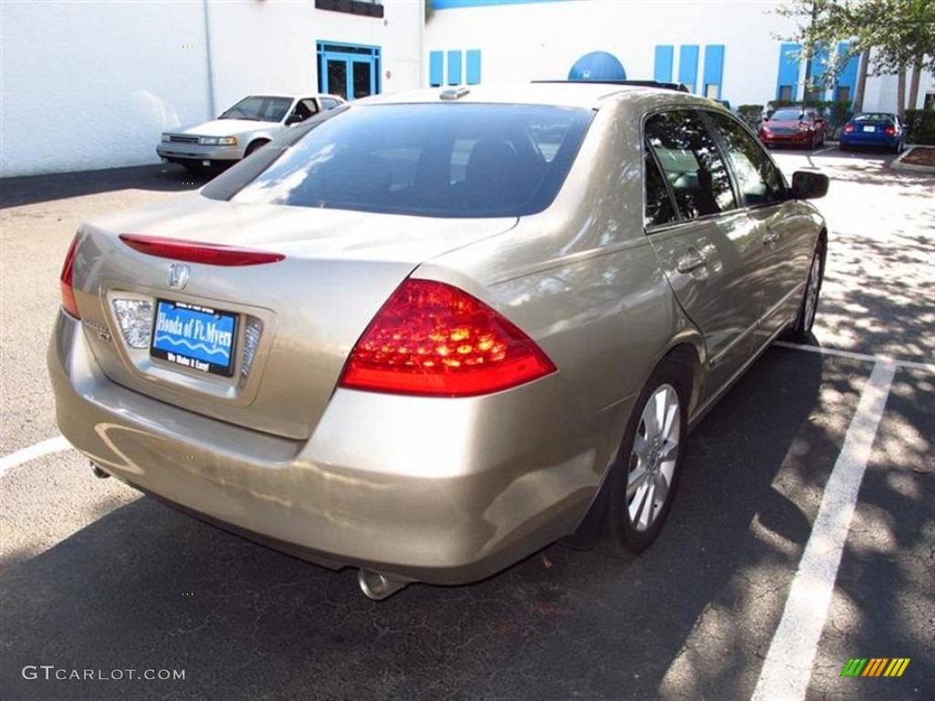 2007 Accord EX-L V6 Sedan - Desert Mist Metallic / Ivory photo #2