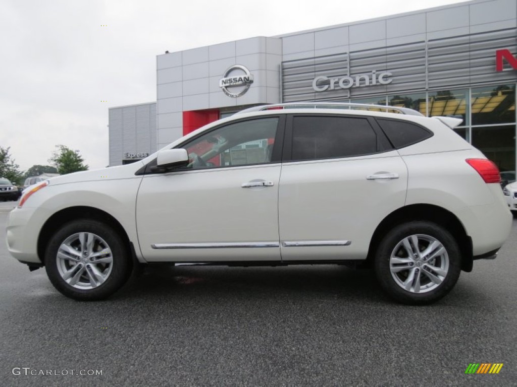 2012 Rogue SV - Pearl White / Black photo #2