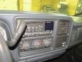 Graphite Gray Controls Photo for 2002 Chevrolet Silverado 1500 #66159893