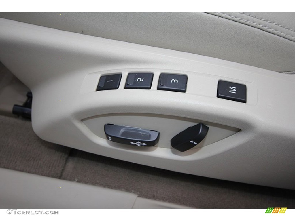 2011 Volvo XC60 3.2 Controls Photo #66160889