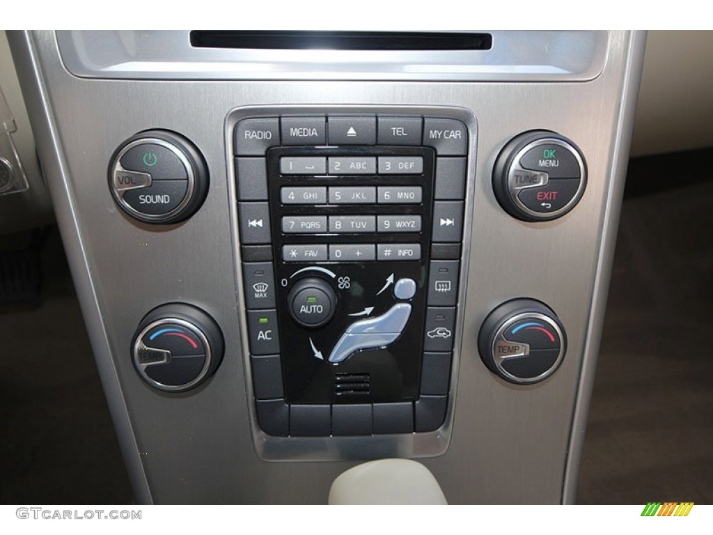 2011 Volvo XC60 3.2 Controls Photo #66160919