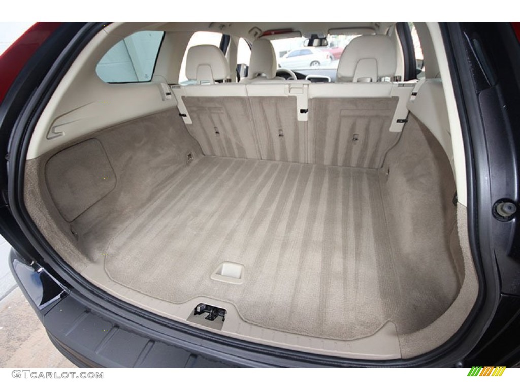 2011 Volvo XC60 3.2 Trunk Photo #66160982