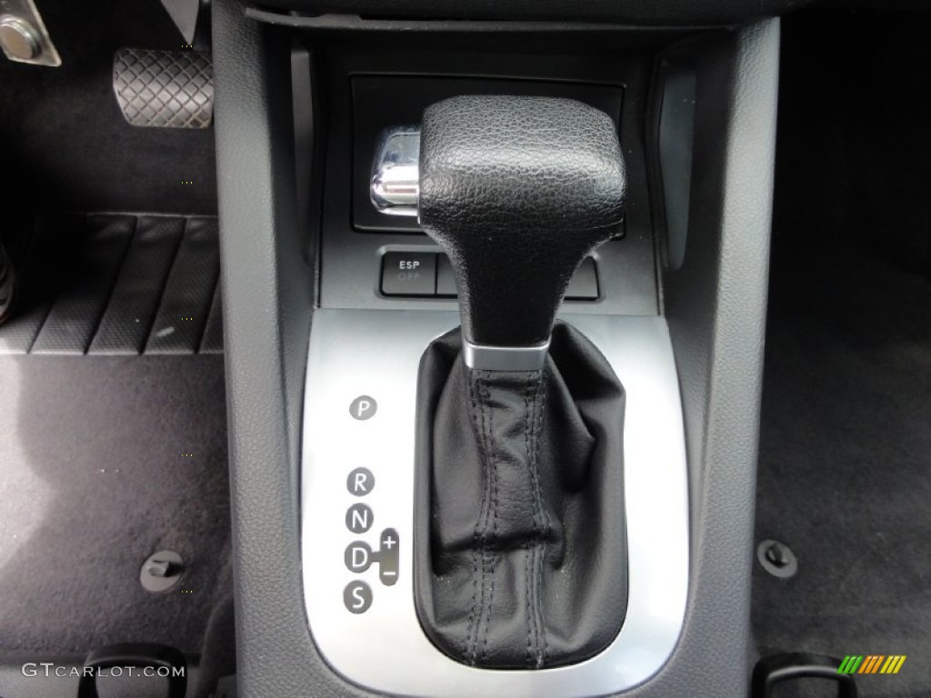2005 Volkswagen Jetta 2.5 Sedan 6 Speed Tiptronic Automatic Transmission Photo #66162131