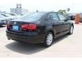 Black - Jetta SE Sedan Photo No. 9