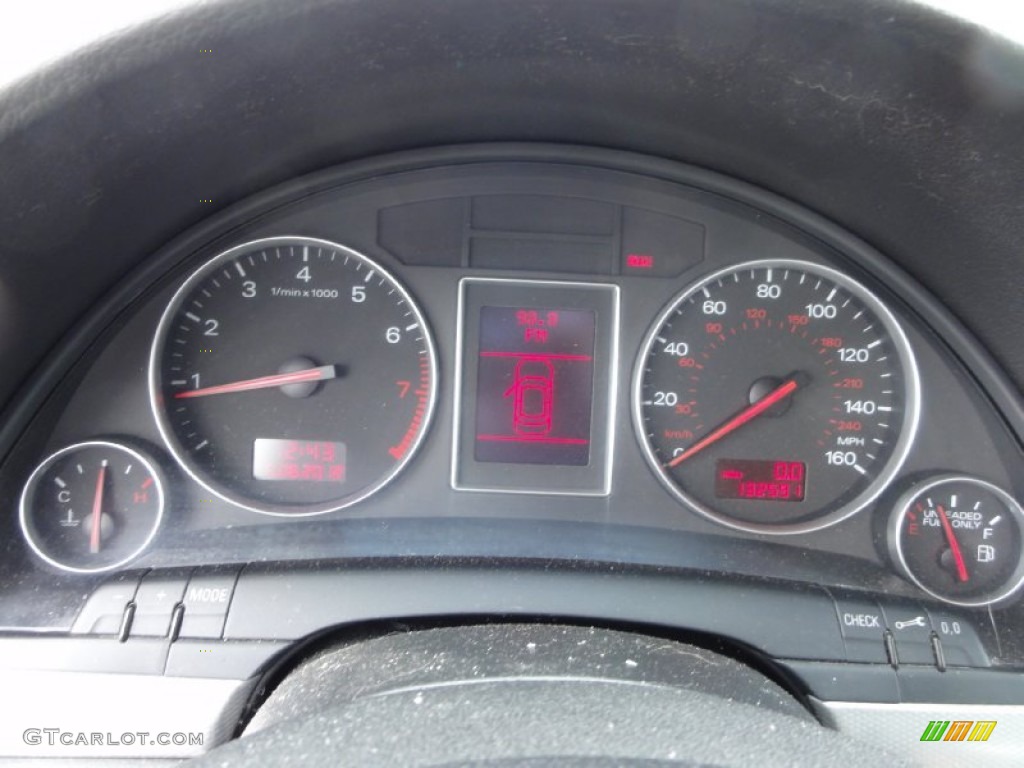 2002 A4 1.8T quattro Sedan - Polar White / Beige photo #42