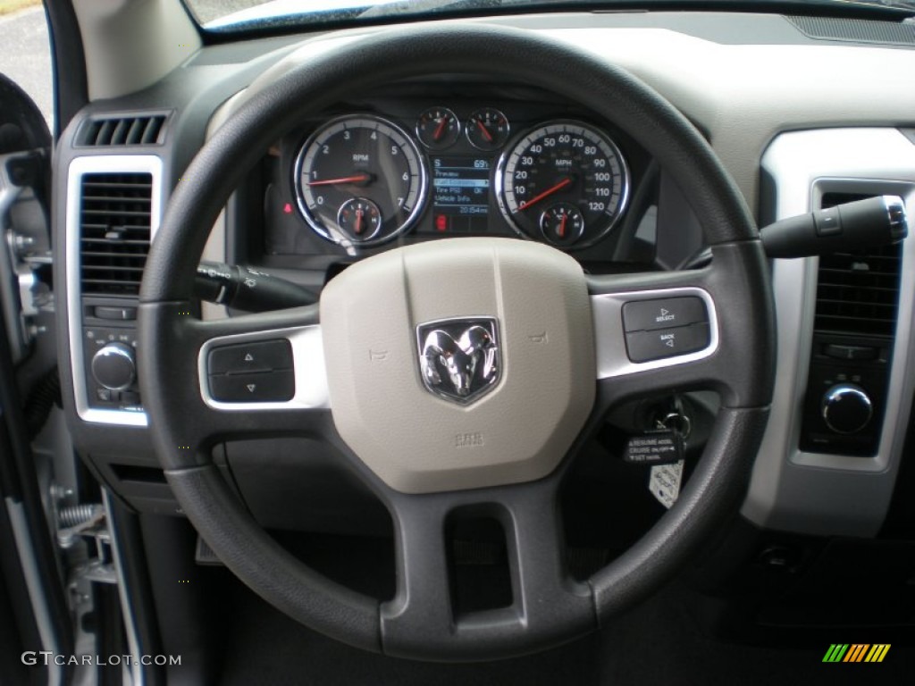 2011 Ram 1500 SLT Quad Cab 4x4 - Bright Silver Metallic / Dark Slate Gray/Medium Graystone photo #13