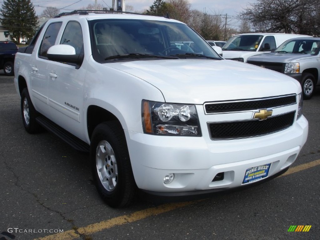 2011 Avalanche LT 4x4 - Summit White / Ebony photo #3