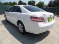 Super White - Camry  Photo No. 5