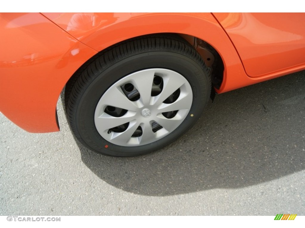 2012 Toyota Prius c Hybrid Two Wheel Photo #66168359