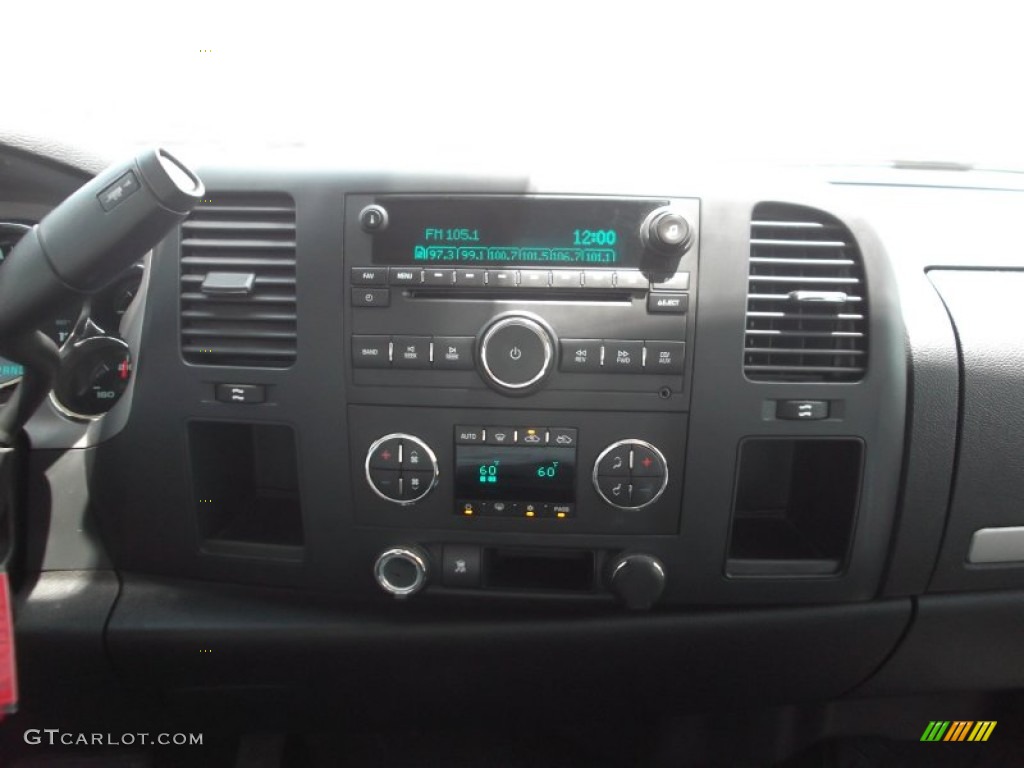 2008 Silverado 1500 LT Crew Cab - Summit White / Ebony photo #17