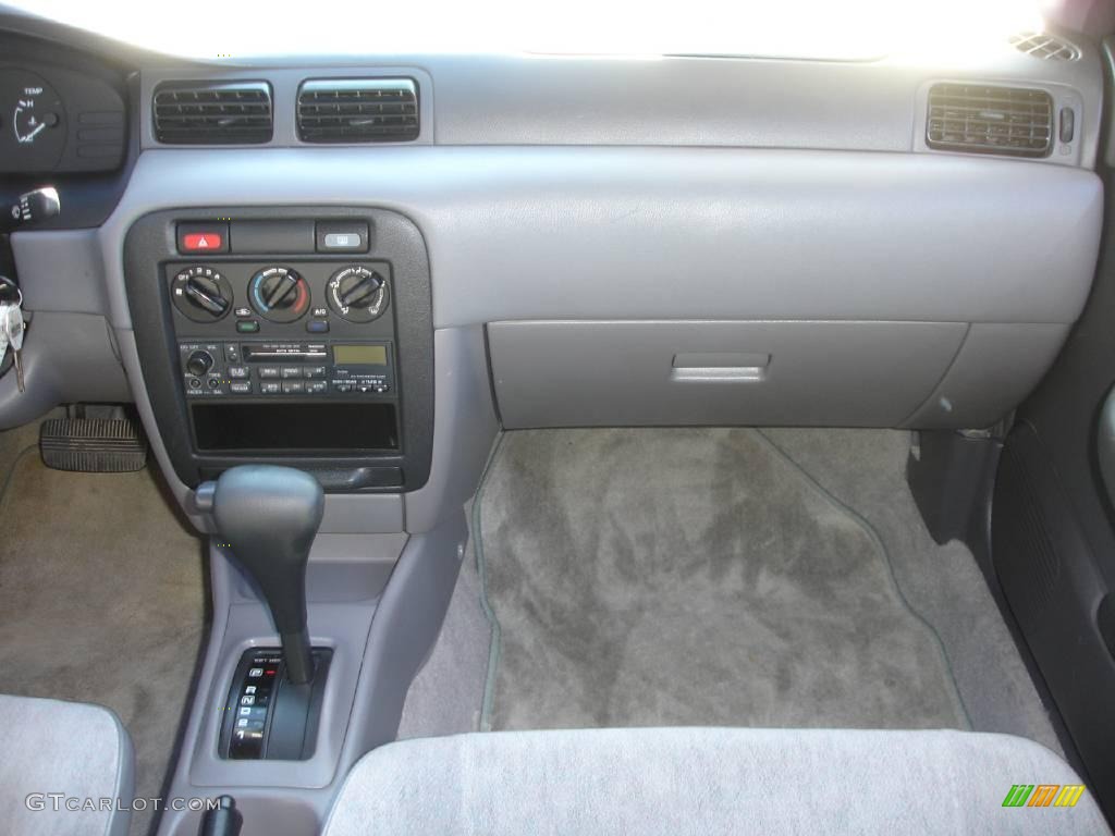 1997 Sentra  - Super Black / Light Gray photo #20