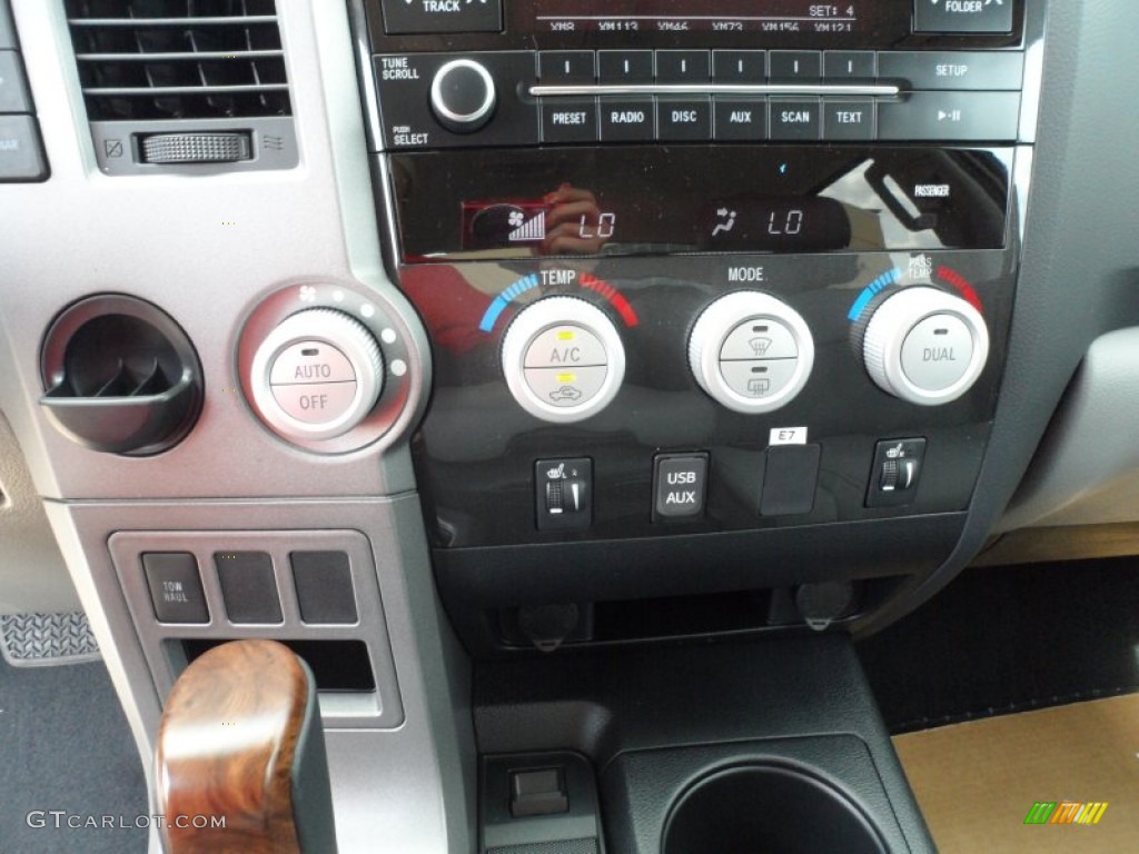 2012 Toyota Tundra Limited CrewMax Controls Photo #66172949