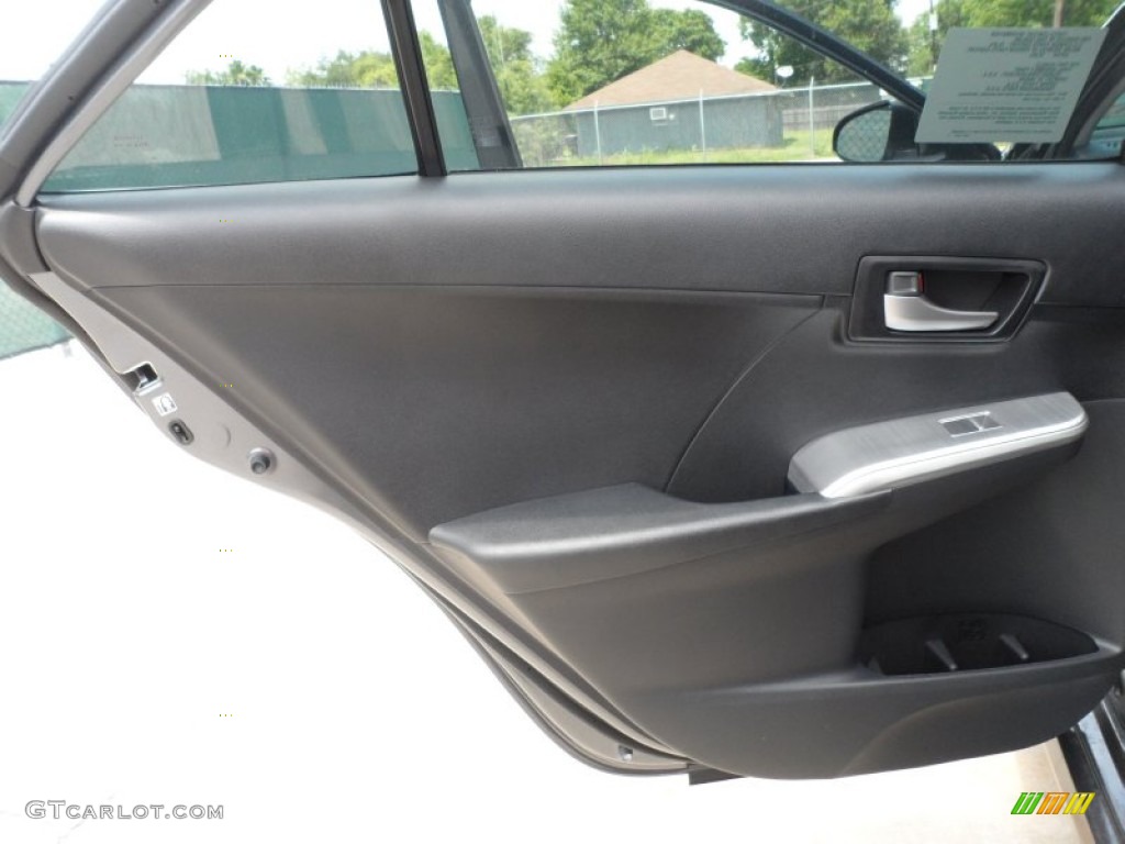 2012 Camry SE - Magnetic Gray Metallic / Black photo #19