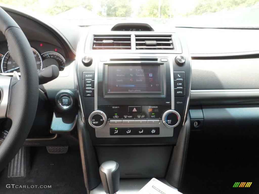 2012 Camry SE - Magnetic Gray Metallic / Black photo #27