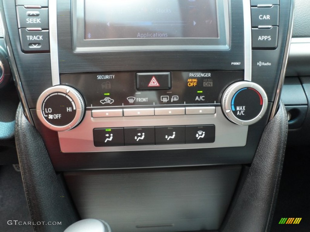 2012 Camry SE - Magnetic Gray Metallic / Black photo #29