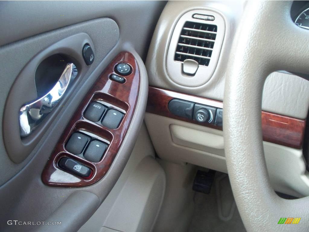 2008 Malibu Classic LS Sedan - Sandstone Metallic / Cashmere Beige photo #18