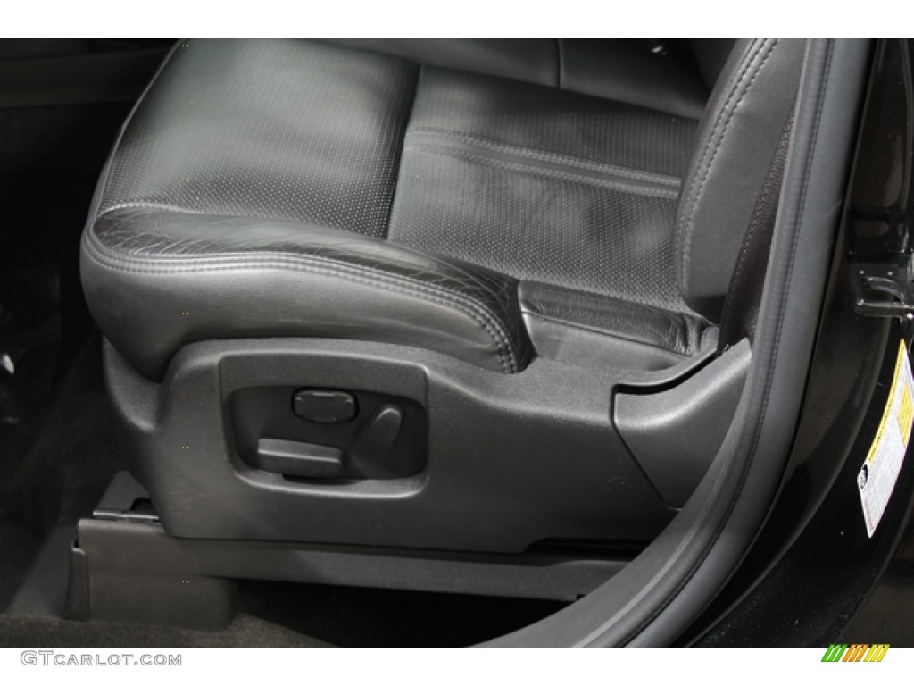 2010 Lincoln MKT AWD Front Seat Photo #66178427
