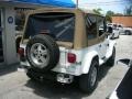 Bright White - Wrangler SE 4x4 Photo No. 3
