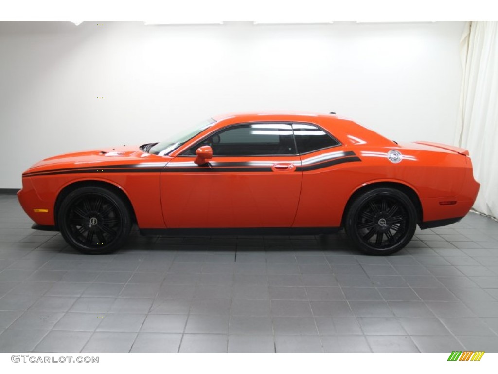 HEMI Orange 2010 Dodge Challenger R/T Classic Exterior Photo #66181541