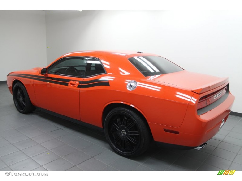 HEMI Orange 2010 Dodge Challenger R/T Classic Exterior Photo #66181571