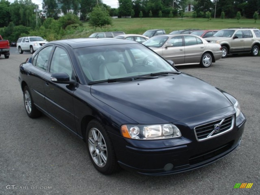 2007 S60 2.5T AWD - Barents Blue Metallic / Taupe/Light Taupe photo #1
