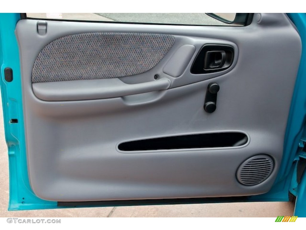 1997 Dodge Dakota Sport Regular Cab Mist Gray Door Panel Photo #66182807