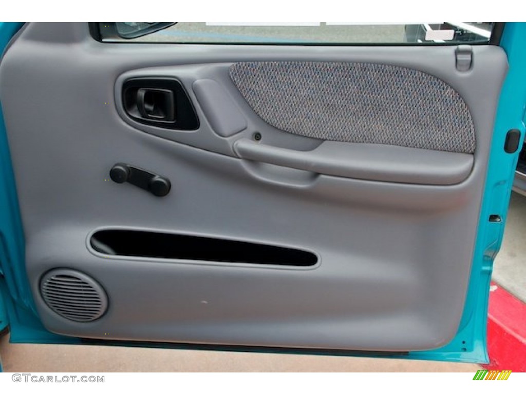 1997 Dodge Dakota Sport Regular Cab Mist Gray Door Panel Photo #66182814