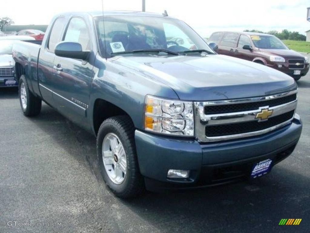 2008 Silverado 1500 LTZ Extended Cab 4x4 - Blue Granite Metallic / Ebony photo #6