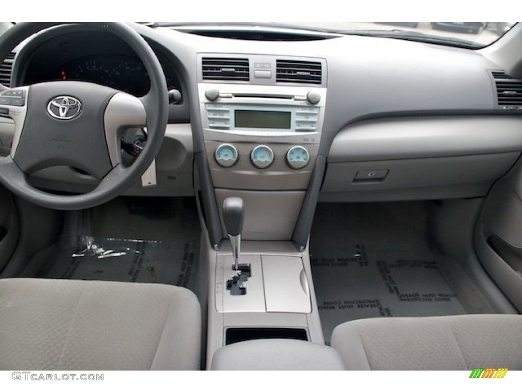 2008 Toyota Camry LE Ash Dashboard Photo #66183479