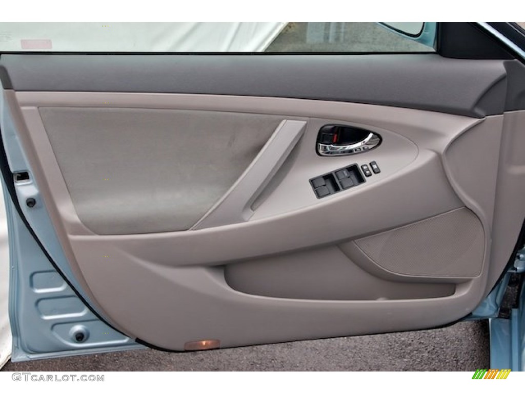 2008 Toyota Camry LE Ash Door Panel Photo #66183656