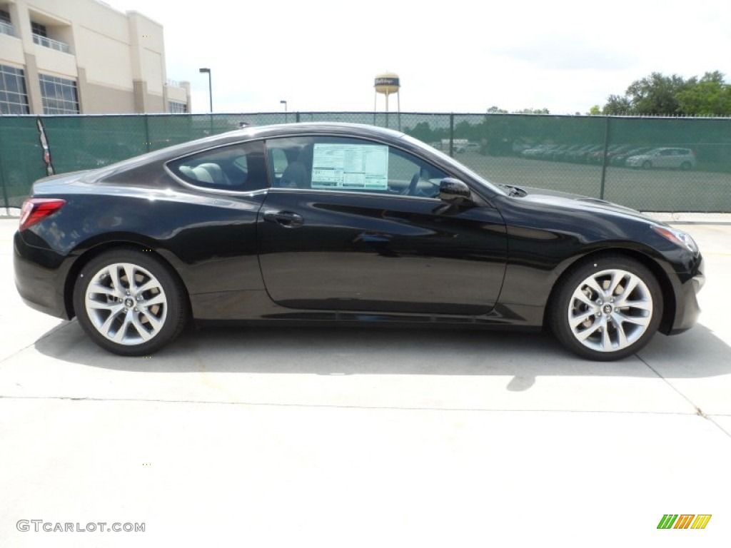 2013 Genesis Coupe 2.0T - Becketts Black / Black Cloth photo #3