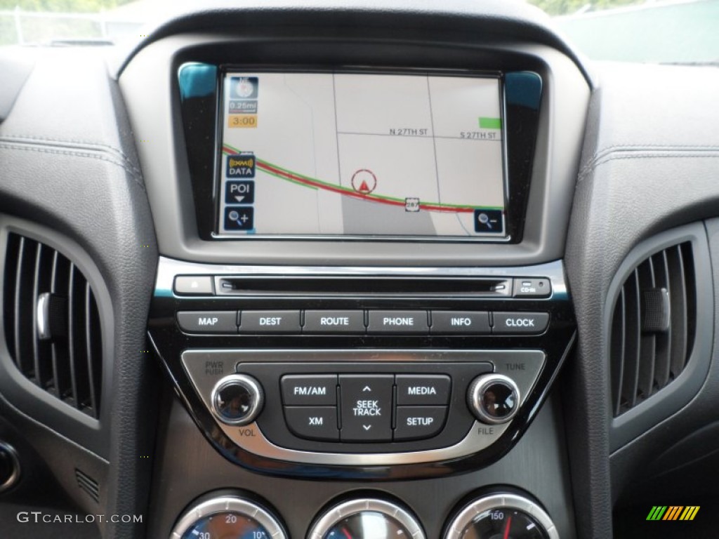 2013 Hyundai Genesis Coupe 2.0T Navigation Photos