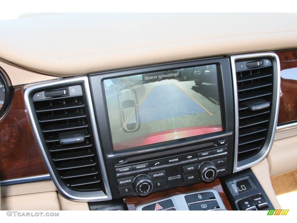 2012 Porsche Panamera 4S Controls Photo #66186821
