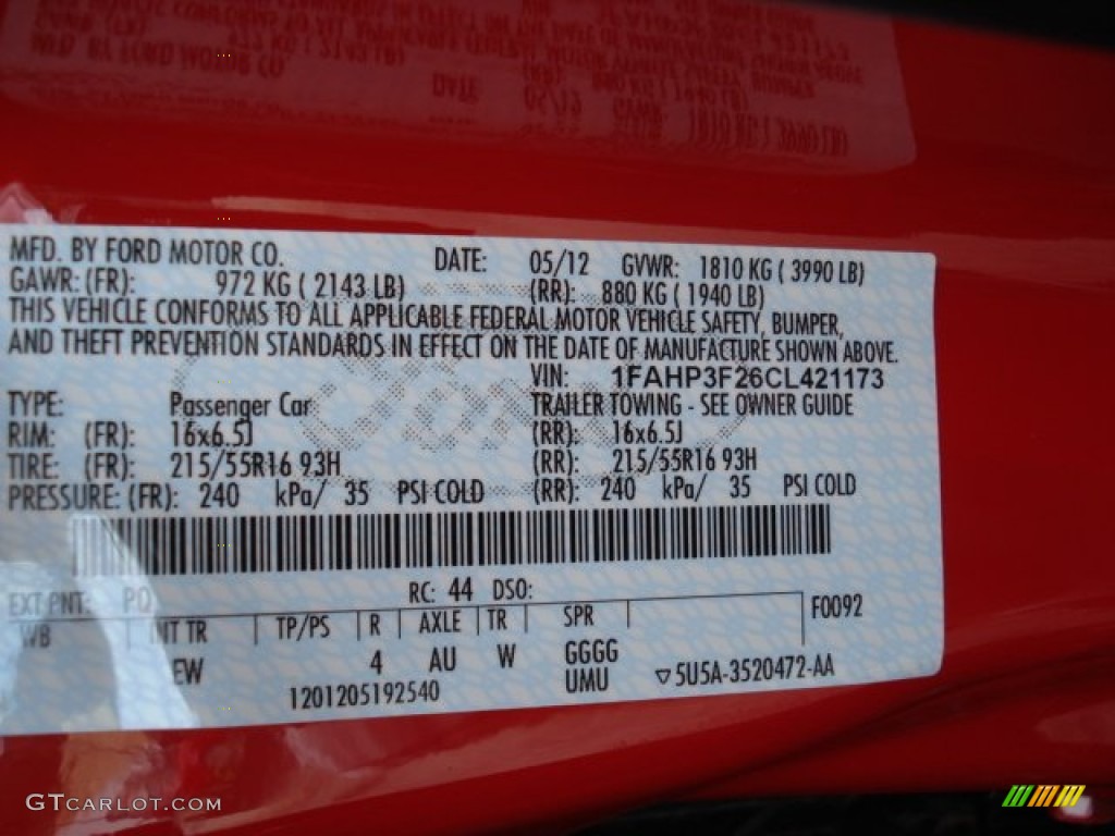 2012 Focus SE Sedan - Race Red / Charcoal Black photo #19