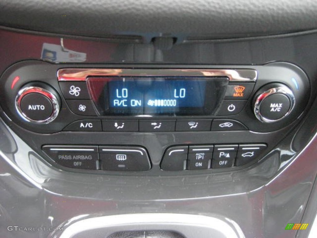 2013 Ford Escape Titanium 2.0L EcoBoost 4WD Controls Photo #66190058