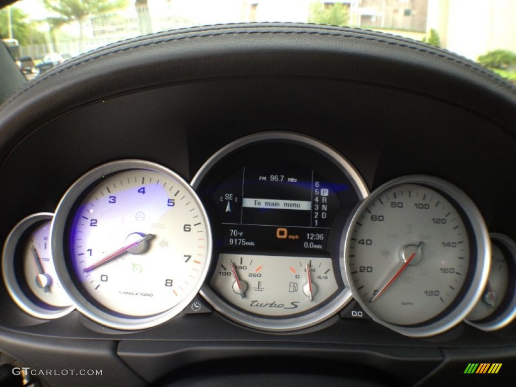 2009 Porsche Cayenne Turbo S Gauges Photos