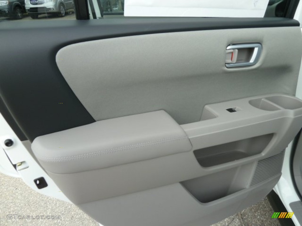 2012 Honda Pilot LX 4WD Gray Door Panel Photo #66193930