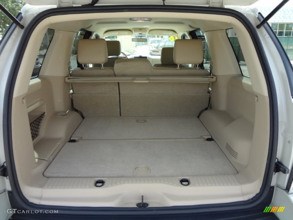 2006 Mercury Mountaineer Convenience Trunk Photos