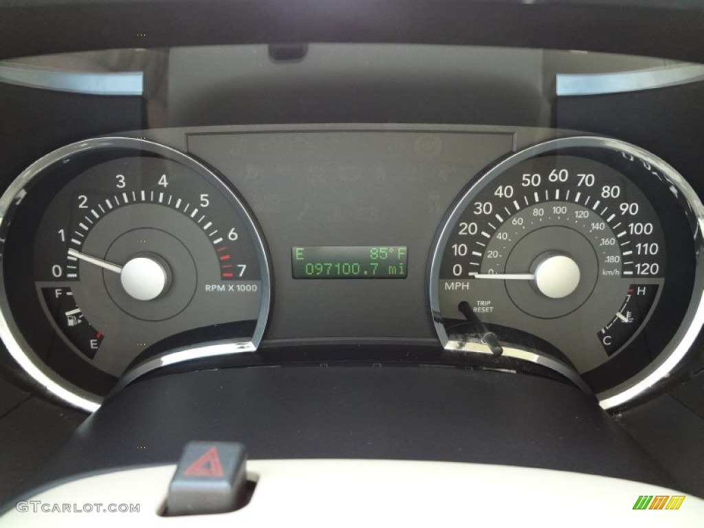 2006 Mercury Mountaineer Convenience Gauges Photos