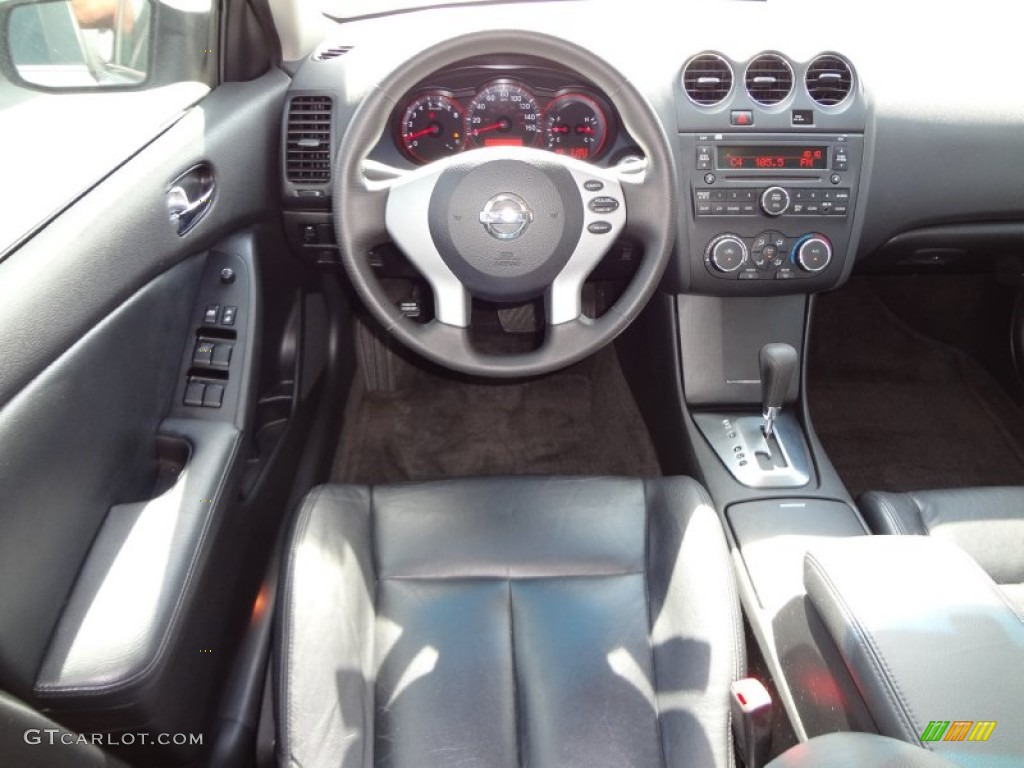 2008 Nissan Altima 2.5 S Charcoal Dashboard Photo #66195379