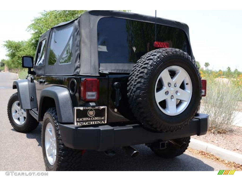 2011 Wrangler Rubicon 4x4 - Black / Black photo #34