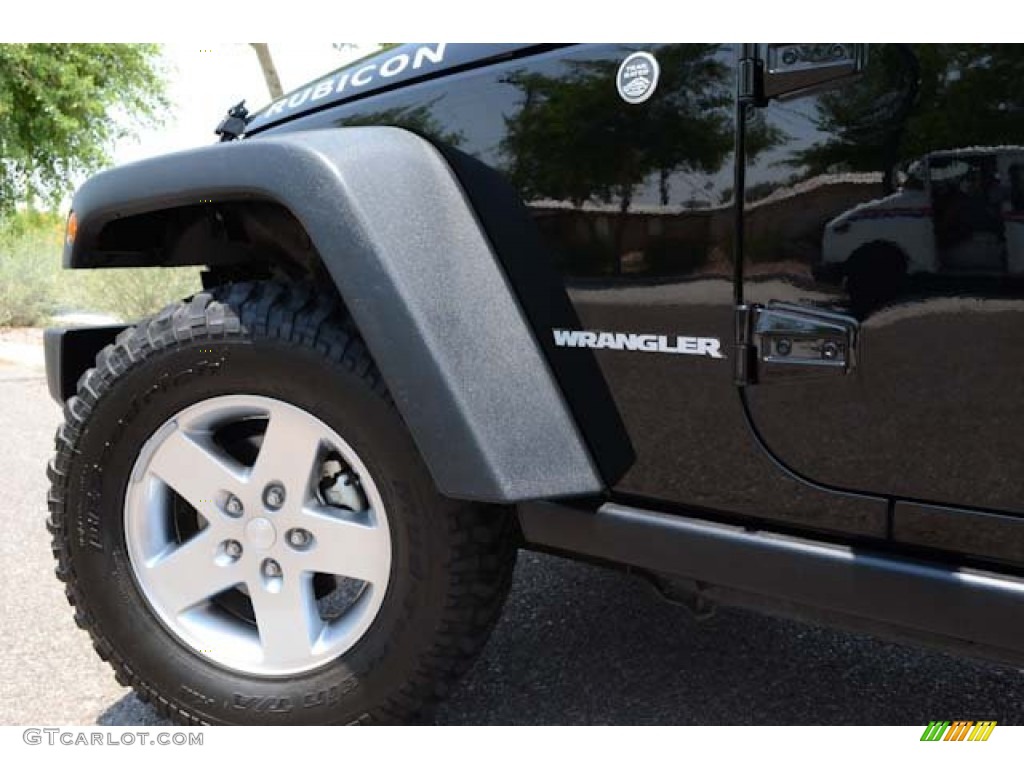 2011 Wrangler Rubicon 4x4 - Black / Black photo #47
