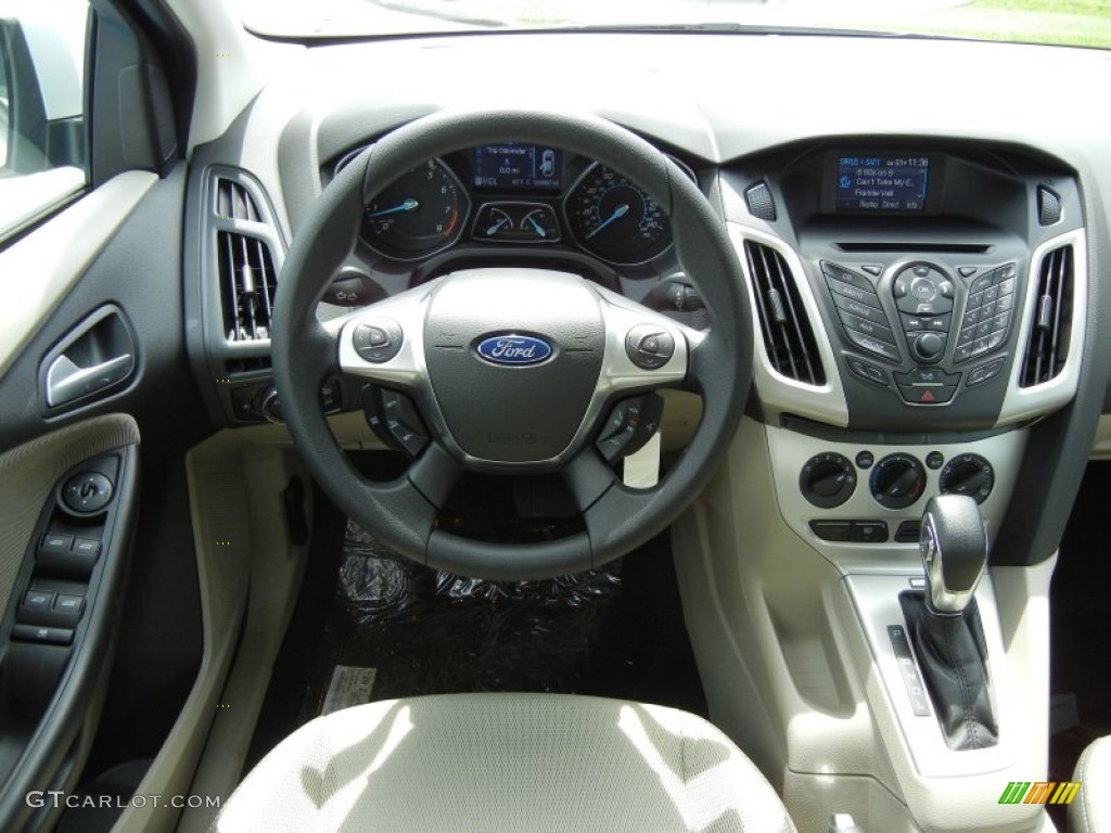 2012 Focus SE Sedan - Oxford White / Stone photo #7