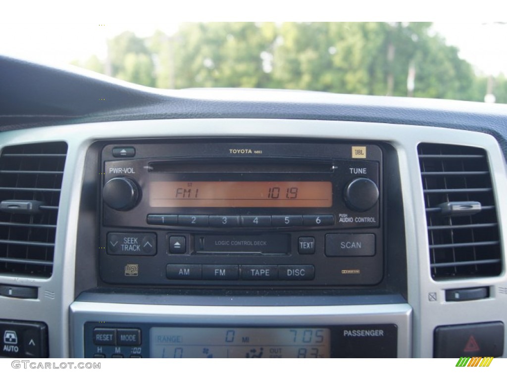 2004 Toyota 4Runner SR5 Audio System Photos