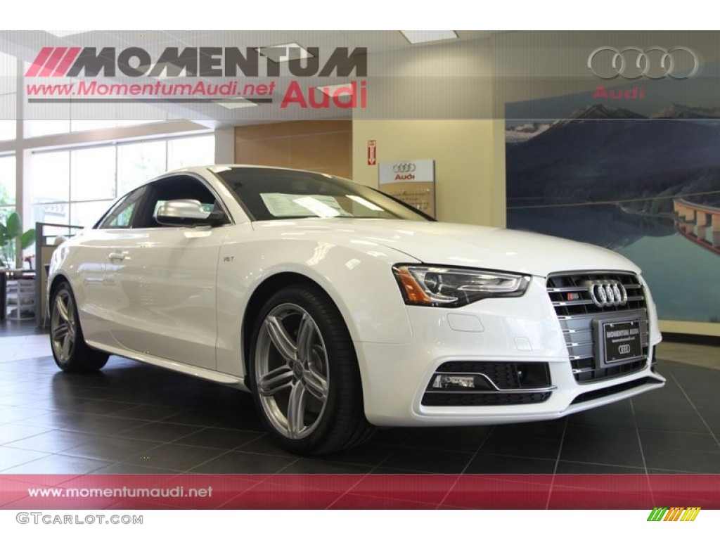 Ibis White Audi S5